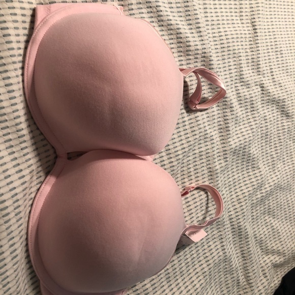 Cacique Other - NWT 42D Cacique Plunge Bra Cacique Other - NWT 42D Cacique Plunge Bra